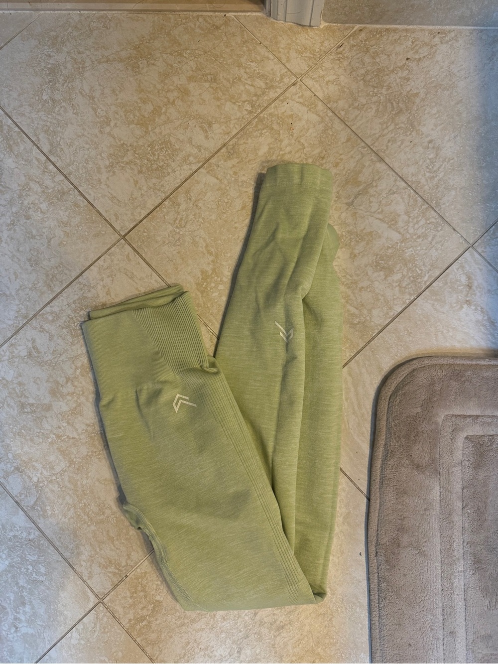 Green Gymshark leggings #activewear #fitness